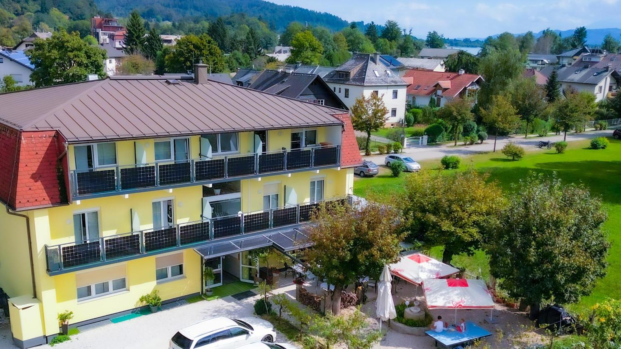 Hotel Hudelist Krumpendorf Dış mekan fotoğraf